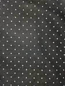 Country Rose Dot On Charcoal Bl Algodón por yarda 44 pulgadas de ancho Lella Boutique - Imagen 1 de 2