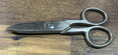VINTAGE M. KLEIN & SON  No. 2100 -5  SHEARS 5" ELECTRICIANS SCISSORS TOOL - Image 1 of 4