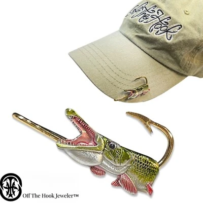 Alligator Gar Hookit®️ - Gancho de pescado - Clip de sombrero - Pin de sombrero - Regalo para pesca Foto 1 de 4