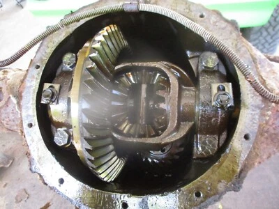 71 72 73 74 MOPAR B CARROCERÍA 8 1/4 EJE TRASERO RELACIÓN 2,71 ABIERTO OEM GRAN FORMA INTERIOR Foto 1 de 4