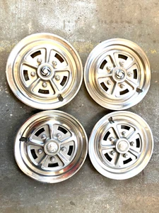 Satz 14" Rostyle Radkappen Triumph Stag NOS 824616 - Bild 1 von 5