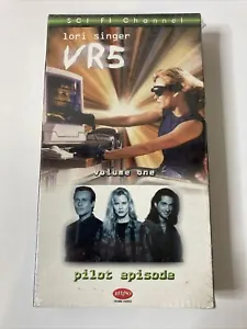 VR5 Rare '95 VHS Video Pilot Episode Lori Singer 1998 Rhino Home Video Sci Fi - Picture 1 of 5