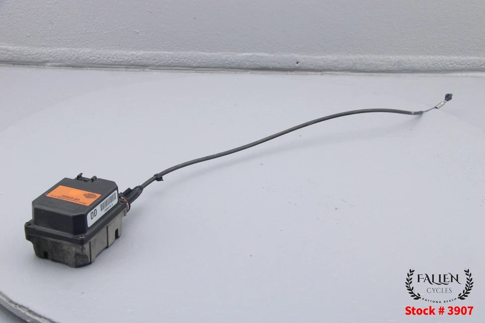 Harley Road King 2004 conjunto de módulo de motor de control de crucero personalizado 70955-04 Foto 1 de 4