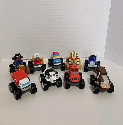 Lote de 9 máquinas fundidas a presión Blaze And The Monster 2014 trituradora Gasquatch Blaze Gus Foto 1 de 4