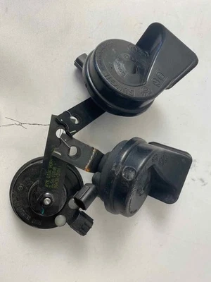 Horn HYUNDAI ELANTRA 12 - 16 19K mile car - Image 1 of 4