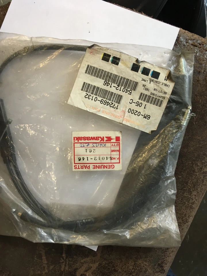 Cable de aceleración Kawasaki KH125 Foto 1 de 1