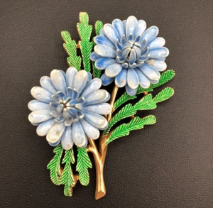Spilla vintage corona Trifari fiore blu spilla smalto 3D metà secolo moderna anni 50-60 - Foto 1 di 6