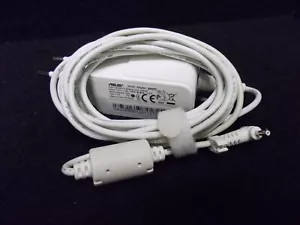ASUS Adapter AD82000 110LF, Netzteil, 19V, 1,58A. #K-375-22 - Bild 1 von 2