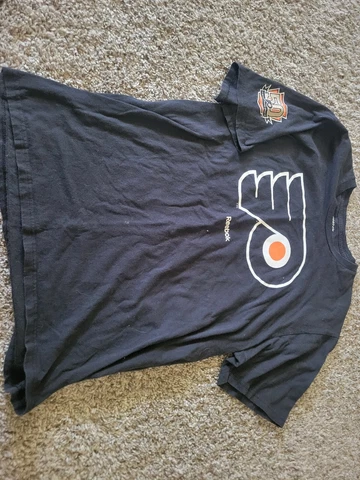 Philadelphia Flyers Black Short Sleeved Tshirt Size Large Cover