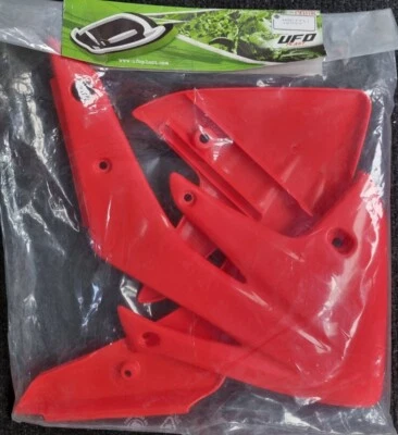 BRAND NEW GENUINE UFO 2007-2013 HONDA CRF150 HONDA RED RADIATOR SCOOPS 4619 - Image 1 of 3