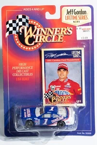 JEFF GORDON #1 CAROLINA FORD T-BIRD 1:64 KENNER WINNERS CIRCLE DIECAST CAR - Picture 1 of 3
