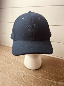 Blue Clover Flex Fit 110 Performance Navy Fitted Golf Hat/Cap - Picture 1 of 8