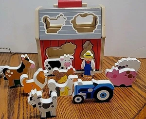 Melissa And Doug Wooden Take-Along Barn With Flip-Up Roof  & Handle +10 Animals  - Picture 1 of 6