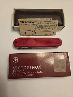 SAFARI TROOPER Victorinox Swiss Army Knife DISCONTINUED with box and paperwork - Image 1 of 4