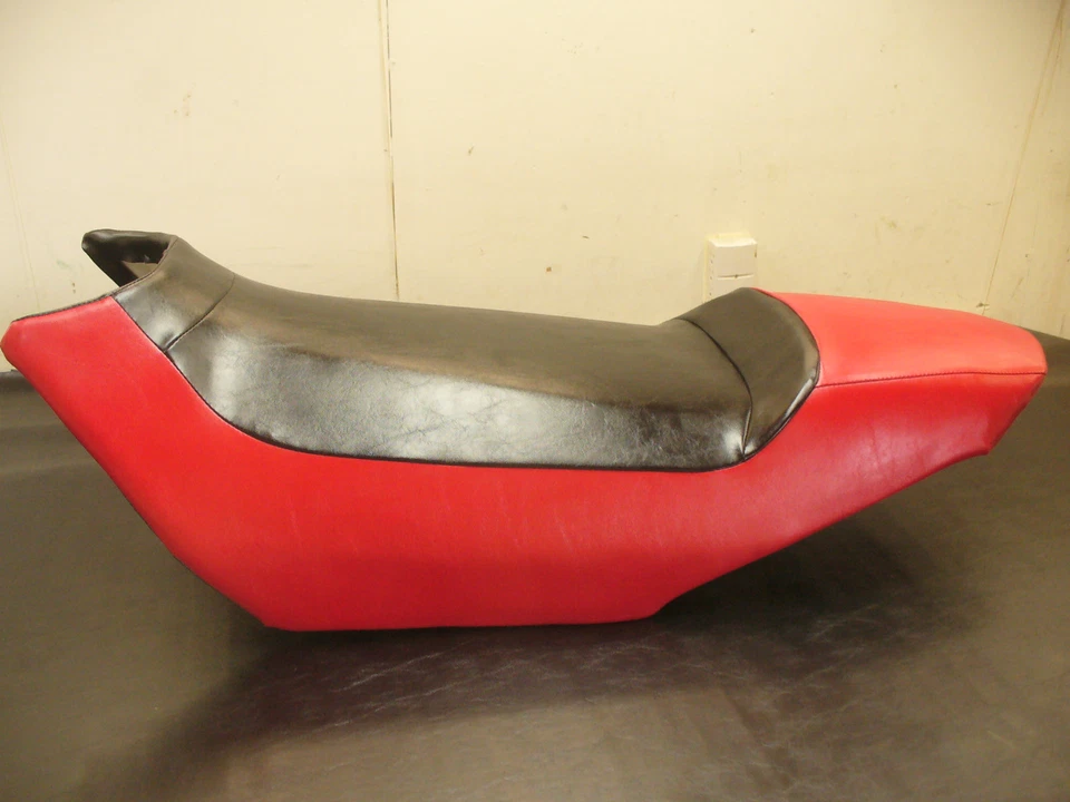 TSKINZ 03-05 YAMAHA BLK/RED RX-RX1 SNOWMOBILE SEAT COVER *NEW*