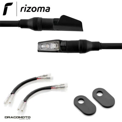 TRIUMPH Speed Triple 1050 R 2016-2017 Indicatore di direzione freccia Leggera... — 第 1/4 张图片