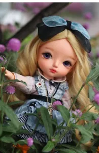 KEINE NEUFASSUNG KOPIE Lati Lime Alice in W'land Rose normale Haut 26 cm 10′′ AKT NRFB - Bild 1 von 1