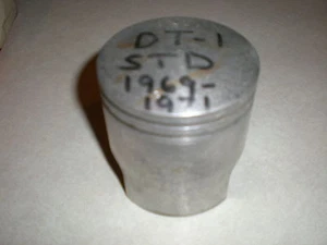 NUEVO NOS Piston Yamaha DT1 69-71 STD - Imagen 1 de 1
