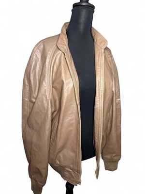 Jaqueta Bombardeiro Vintage Oleg Cassini Bronzeada/Marrom com Bolsos com Zíper nas Mangas - Imagem 1 de 4