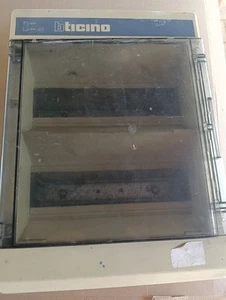 TICINO QUADRO 20 MODULI IP65 USATO PER UTILIZZO CANTIERE -QUADRO PROVVISORIO - Imagen 1 de 10