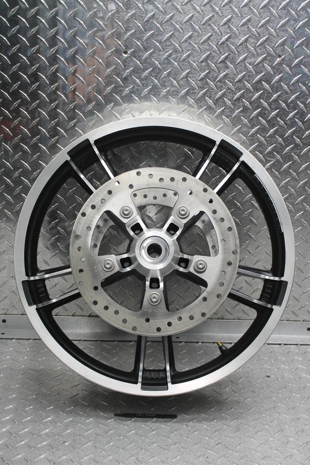 Harley-Davidson Street Glide FLHX 2017 llanta delantera E19X3,50 mt/rotores 4,99 mm 4,97 mm Foto 1 de 4