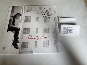*SIGNED* Ronnie Radke Falling In Reverse - Fashionably Late LP Neon Pink Vinyl - Bild 1 von 10
