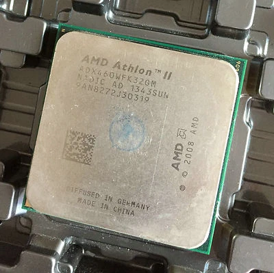 AMD Athlon II X3 460  3.4GHz Triple-Core ADX460WFK32GM Processor - Image 1 of 2