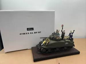 Britains 41166 American VE Day Set Sherman Tank & Figures WW2 Boxed - Picture 1 of 8