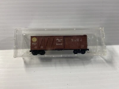 MTL Micro Trains 28020 M&PA MARYLAND & PENNSYLVANIA 40’ Wood Boxcar #1154 - Image 1 of 3