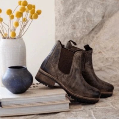 DIBA TRUE Say So leather distressed ankle boots Size 6 western boho - Image 1 of 4