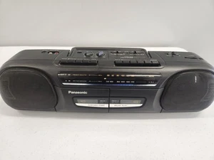 VINTAGE PANASONIC RX-FT530A AM/FM STEREO RADIO DUAL CASSETTE - Picture 1 of 4
