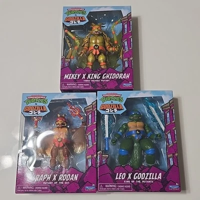 Playmates TMNT X Godzilla - Leonardo Michelangelo Raphael Ghidorah FULL SET  - Image 1 of 4
