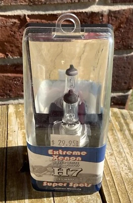 Wixtech Extreme Xenon H7 Super White High Output Super Spots Bulb 55 Watt NOS - Image 1 of 4