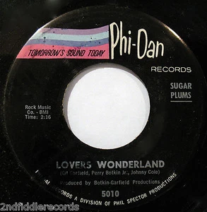 SUGAR PLUMS-Lovers Wonderland-Rarer Northern Soul - Girl Group 45-PHI DAN #5010 - Picture 1 of 2