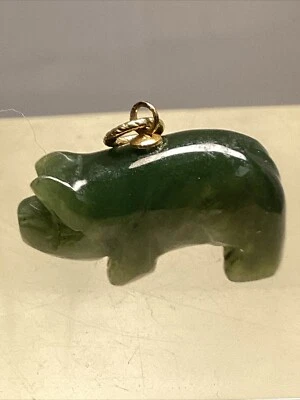 Colgante de cerdo tallado en jade/serpentina vintage años 50 #258 Foto 1 de 4