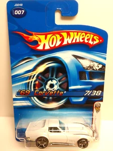 Corvette K-Mart 2006 primera edición '69 exclusivo blanco perla Hot Wheels - Imagen 1 de 7