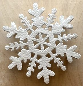 Crate & Barrel White Metal Snowflake Trivet Christmas Dinner Decor 8" Unused - Picture 1 of 3