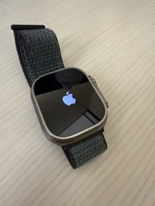 Apple Watch Ultra 49mm GPS+Cellular 32GB Silver Titanium - Very Good new band - Zdjęcie 1 z 7