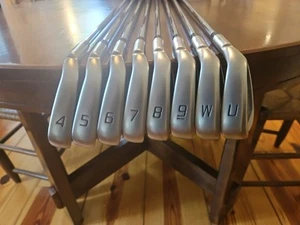 10.0/10.0 RH PING iE1 Iron Set : 4-9, PW, UW : Green/Blue Dot : AWT 2.0 R Flex - Picture 1 of 8