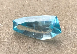 Zircon Brilliant Blue Natural Earth Mined Gemstone Untreated 1.6ct 10x5mm - Picture 1 of 6