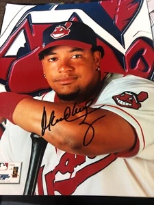 FOTO 8X10 FIRMADA POR LOS INDIOS DE MANNY RAMIREZ CLEVELAND Medias Rojas Dodgers Posada - Imagen 1 de 3