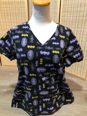 Scrubs Scrub Top Cartoon DC Comics Batman Medium M Superhero Comicbook H77 - Image 1 of 4