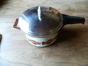 SICOMATIC emaillierter Schnellkochtopf ca.5 Liter gebraucht - Bild 1 von 6