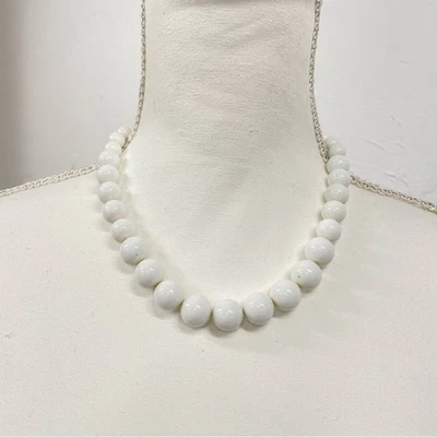 Collar Vintage Firmado Napier Cuentas Blancas Tono Dorado Hardware Joyería Patrimonial Foto 1 de 4