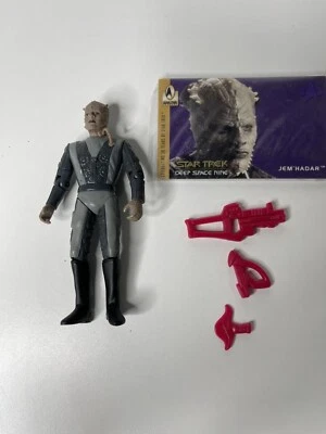 Star Trek Deep Space Nine The Jem 'Hadar Action Figure Playmates 1996 - Image 1 of 4