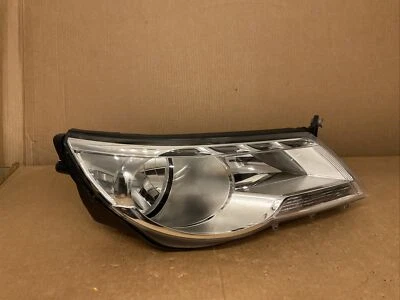 Farol para 2009-2011 Volkswagen Tiguan S SE SEL Comfortline Trendline destro - Imagem 1 de 4