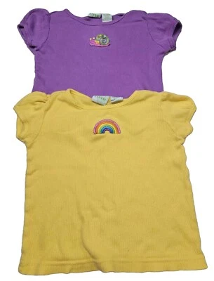 Circo Lote de 2 Camisas Púrpura con Caracol y Amarillo con Arco Iris Niño Pequeño Talla 3T Foto 1 de 4