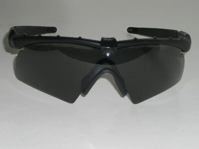 OAKLEY USA SI M FRAME 2.0 BLACK GRAYISH TONE LENS SPORT WRAP SUNGLASSES - Image 1 of 4
