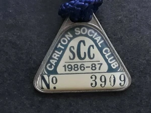 1986-7 Carlton Social Club Membership Badge on cord - Bild 1 von 2
