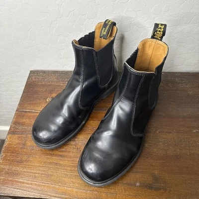 Bota Chelsea Dr. Martens 2976 para mujer, talla 8 - negra lisa Foto 1 de 4